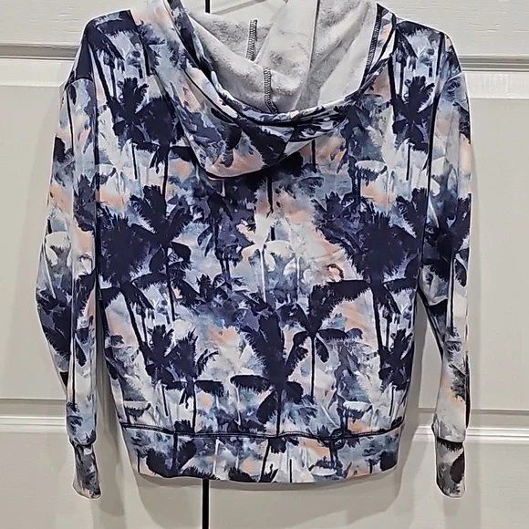 NWT girl Justice sweatshirt - Picture 6 of 6